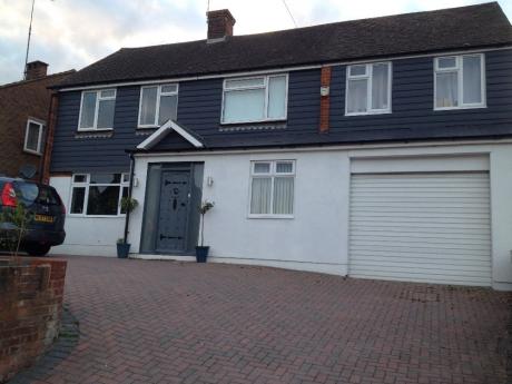 3 bedroom house in gravesend converted into 6 bedoom with three ensuites